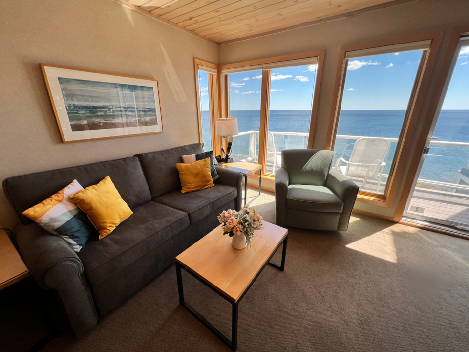 Queen sofa sleeper in Studio With Whirlpool at Bluefin Bay