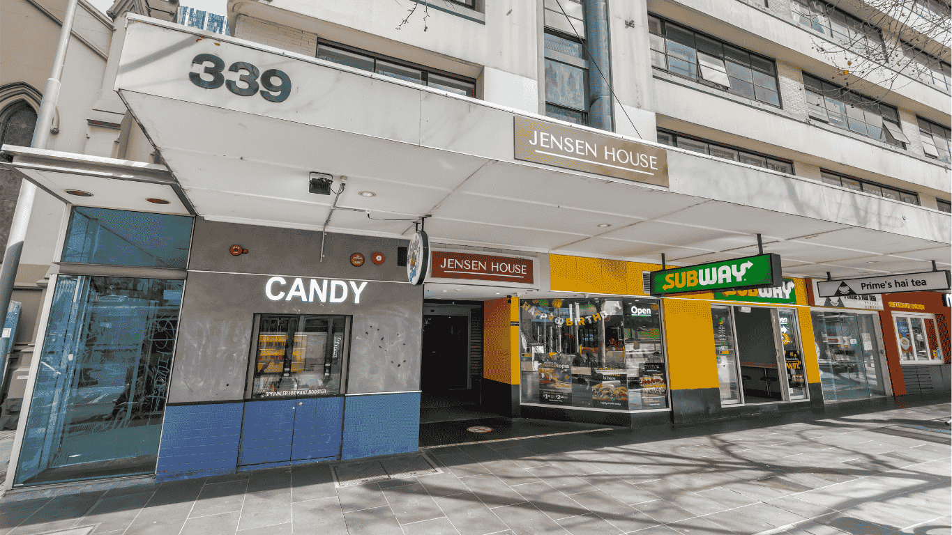 339 Swanston - Entrance