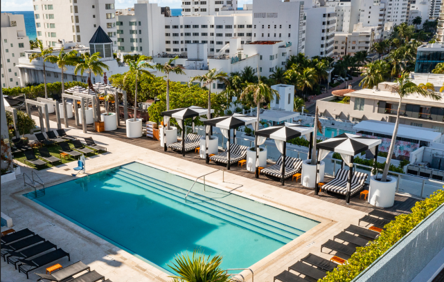 7 Rooftop Pools in Miami You Can Actually Get Into