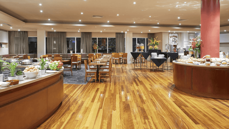 sen5es restaurant a la carte breakfast at Novotel Perth hotel