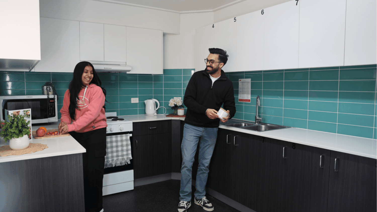 UniLodge Campus West - Gurubun- Kitchen