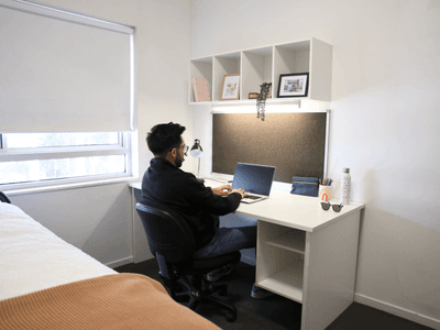UniLodge Campus West - Guginya - Study desk