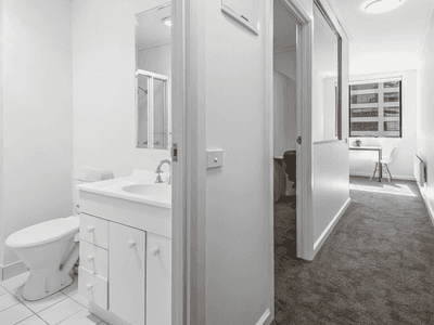 Student Living on A’Beckett - Apartment