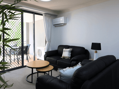 Student Living Manors Living room