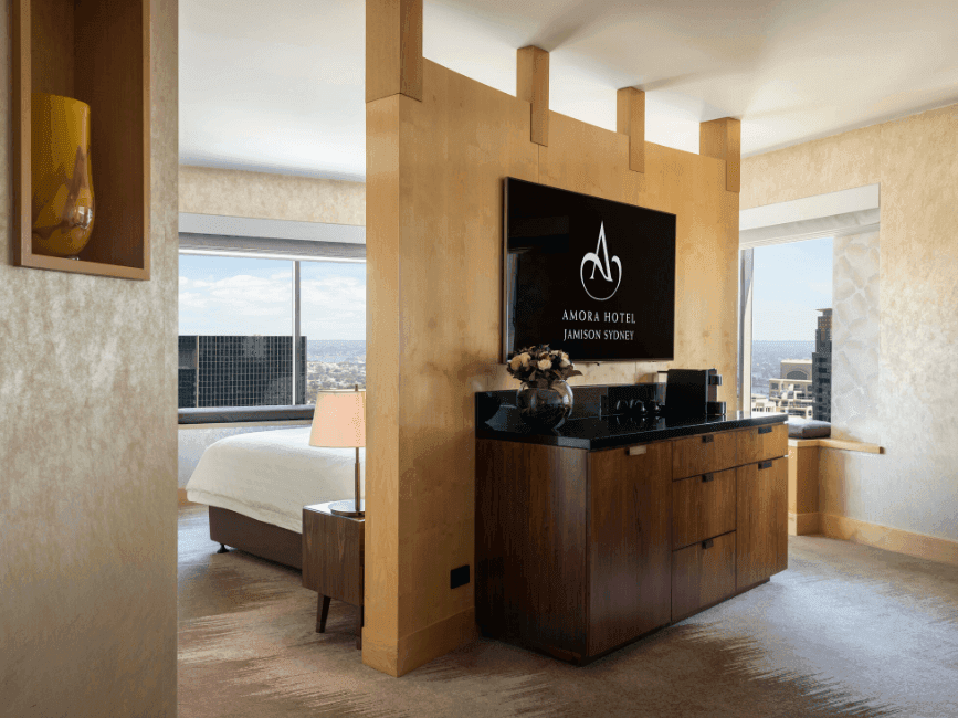 Jamison Club Executive Suites at Amora Hotel