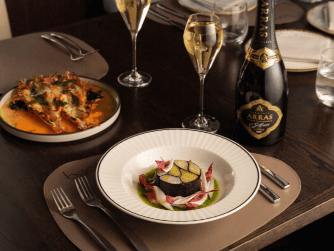 Bacar Restaurant and Bar 