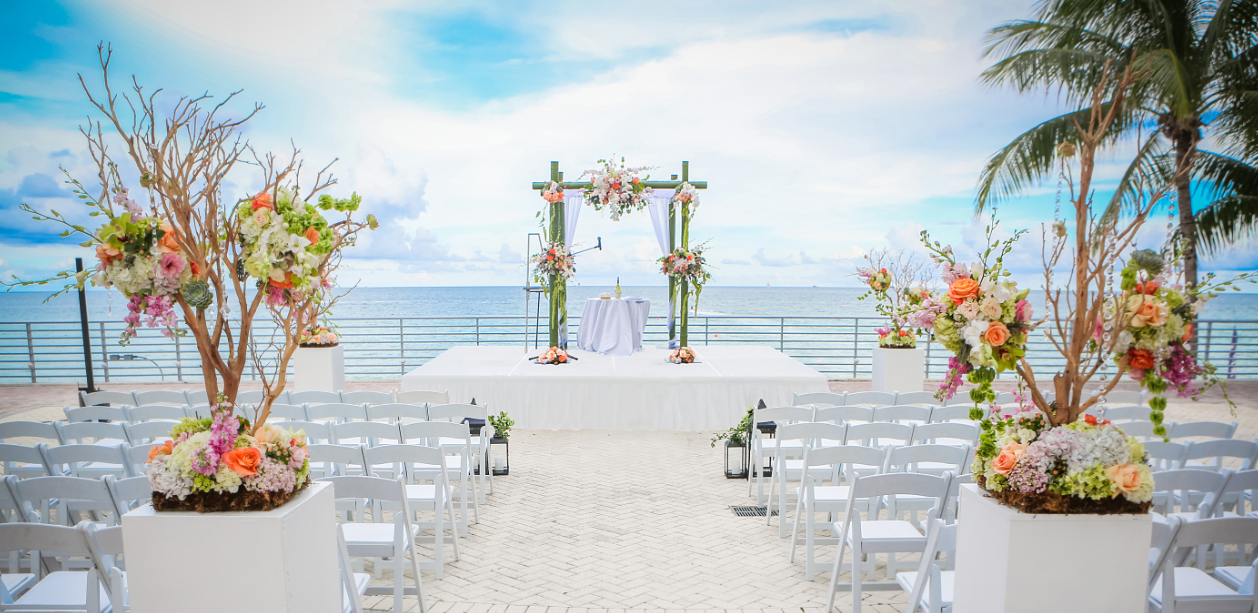 Wedding ceremony arranged with a Sea view, The Diplomat Resort