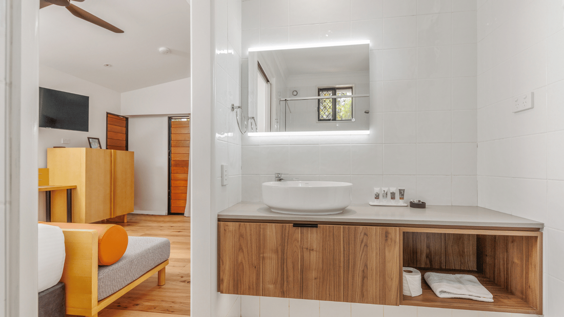Vanity in Deluxe Bungalow at Mercure Darwin Airport
