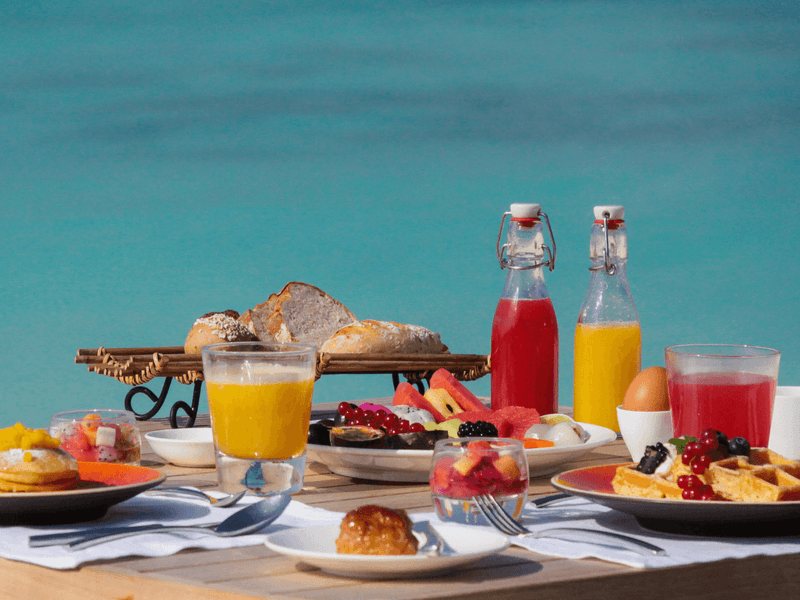 Beachfront Retreat with breakfast included