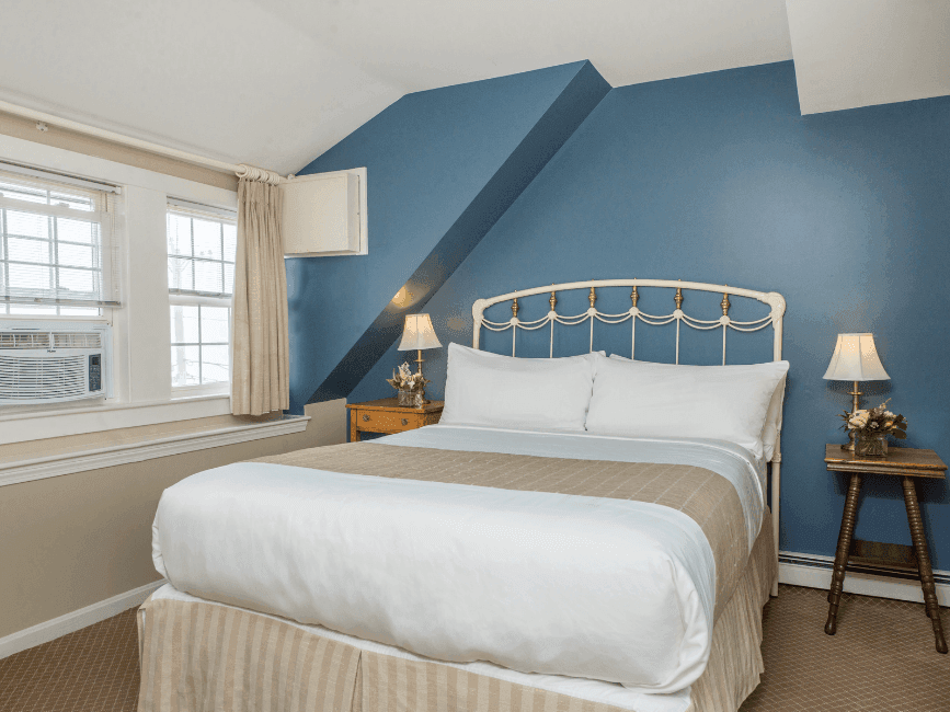 Oceanview Deluxe Room with
Queen Bed at The Beach House Inn