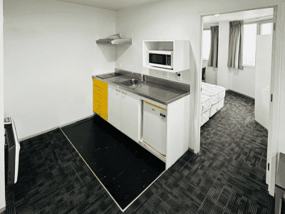 Student Living Auckland Anzac Beach 1 Bedroom Apartment