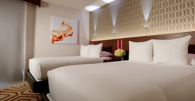 2 double beds in the West Coast Double Room at Hotel Angeleno