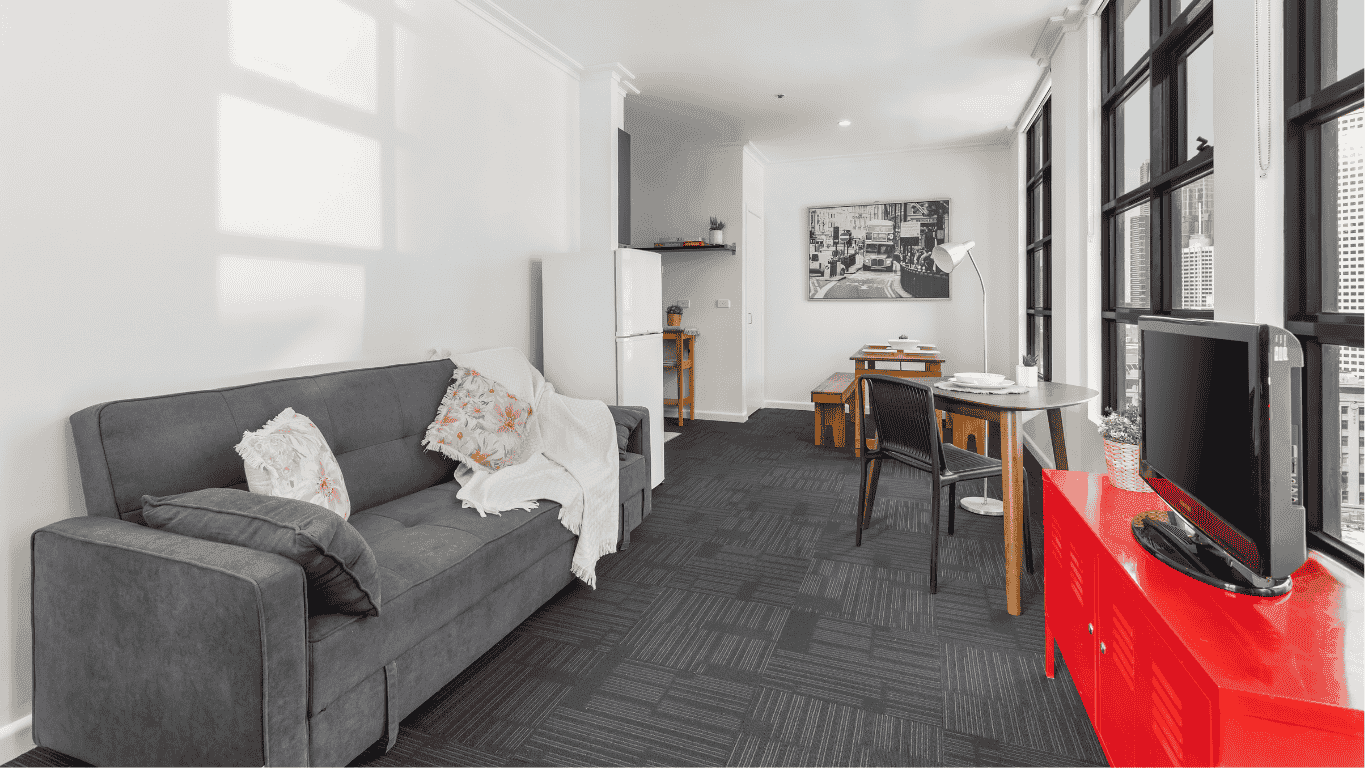 339 Swanston - Living