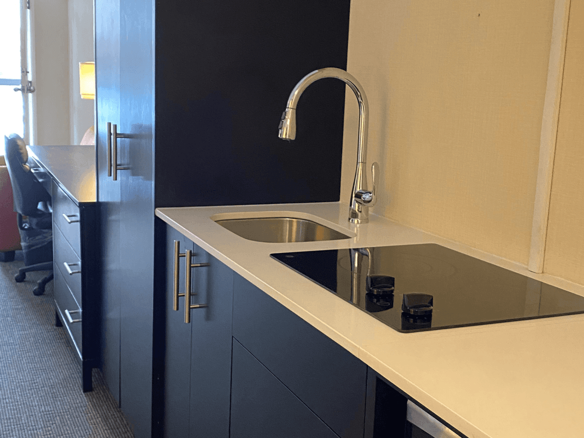Coast Two Queens with Kitchenette