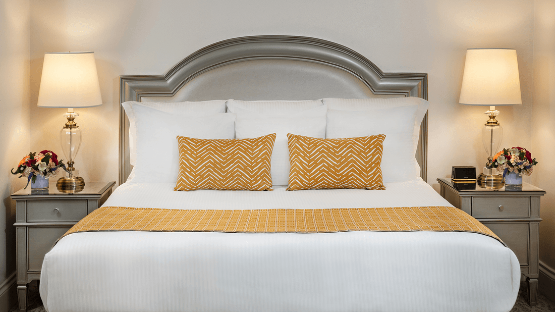 Deluxe King/Double with a king bed at Warwick Melrose Dallas