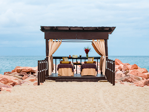 wedding at Plaza Pelícanos Grand Beach Resort