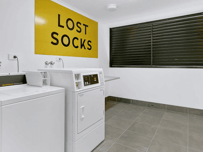 Hive - 109 Sir fred Laundry