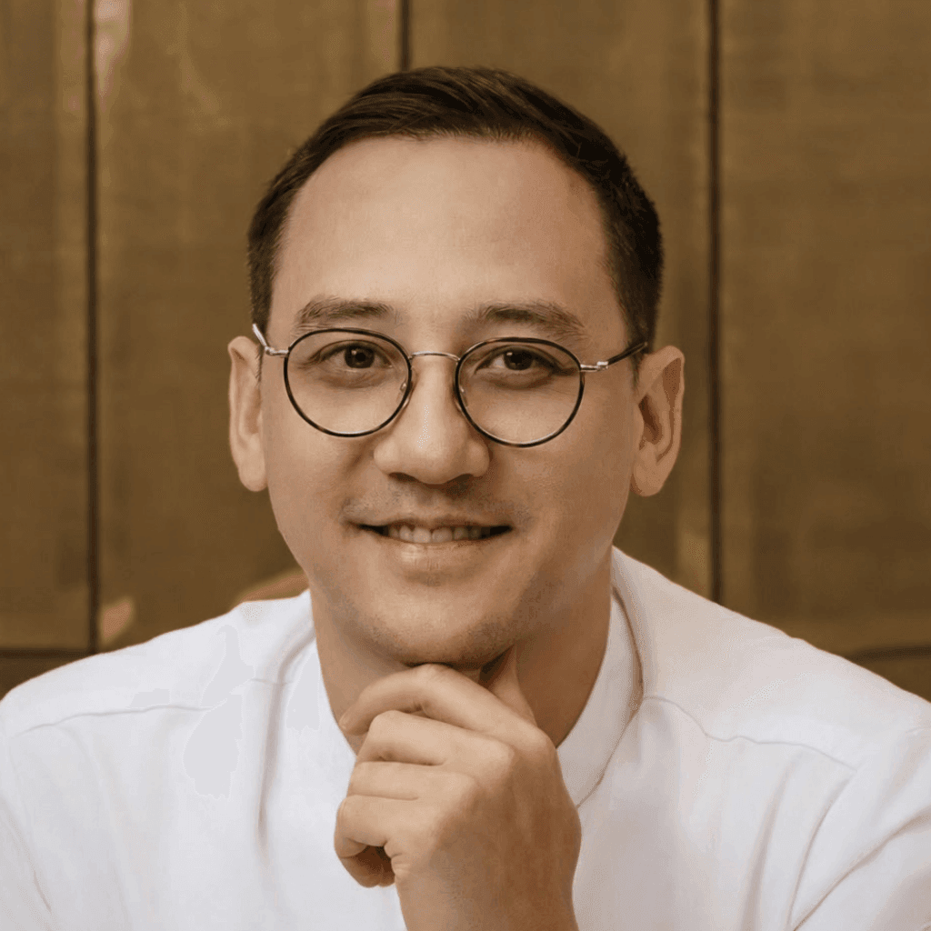 Bếp Trưởng Douglas Oberson
