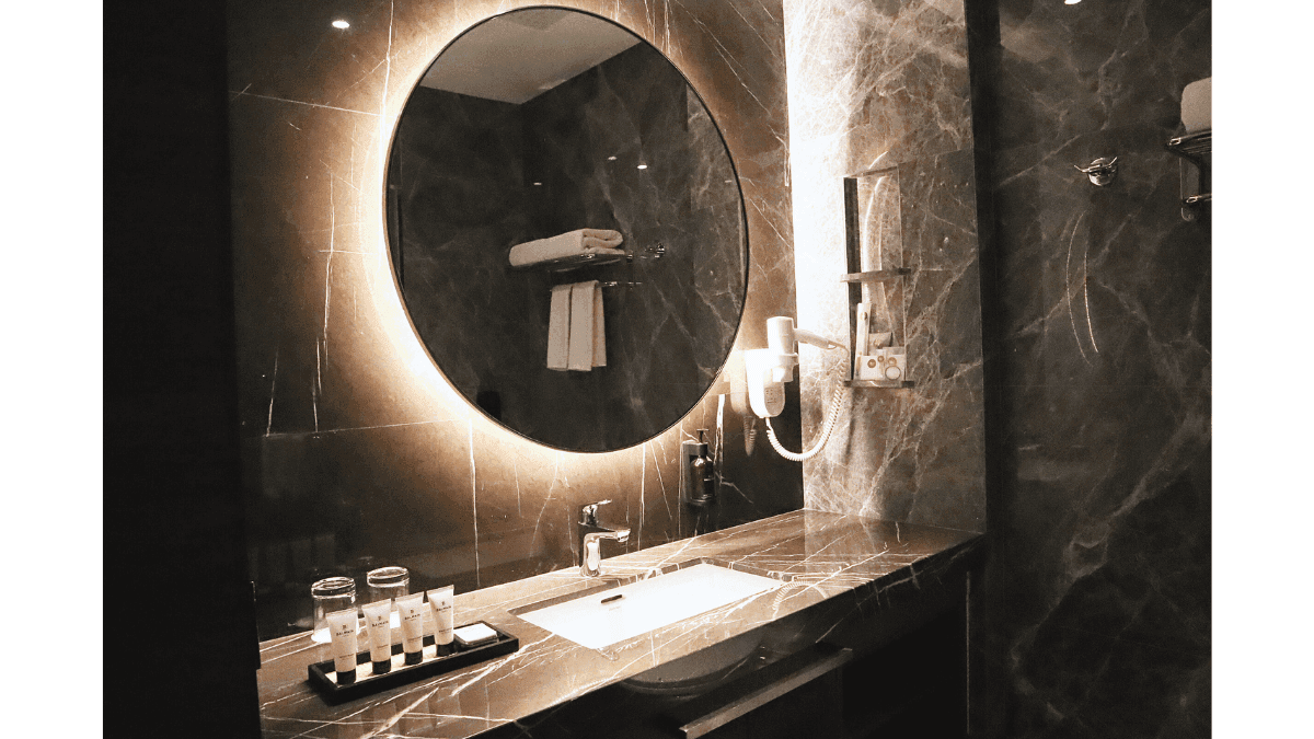 Bathroom interior in Deluxe Twin Room at Sunway Hotel Pyramid