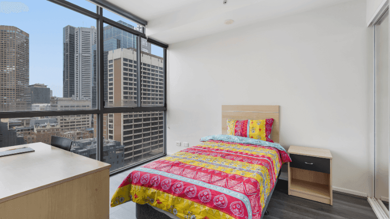 2 Bedroom Large w/ Floorboards