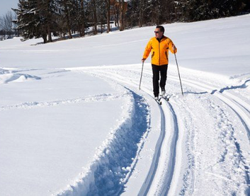 Ski de fond sport hiver ski nordique activités hiver hotel les gentianettes