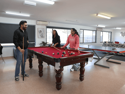 UniLodge Campus West - Community Central - Pool Table