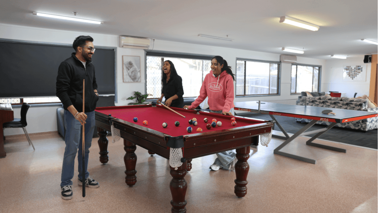 UniLodge Campus West - Community Central - Pool Table