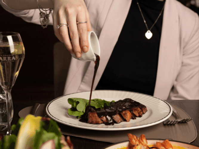 Bacar Restaurant and Bar 