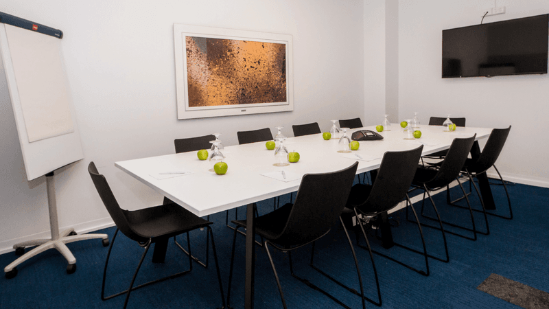 The Meeting Room at Novotel Perth Langley is available for hire.