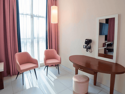 Deluxe King Room at Asma Hotel