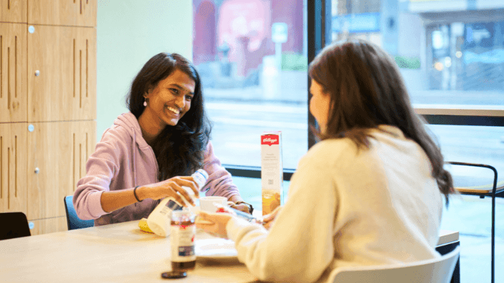 UniLodge Carlton - Common Area (Mensa)