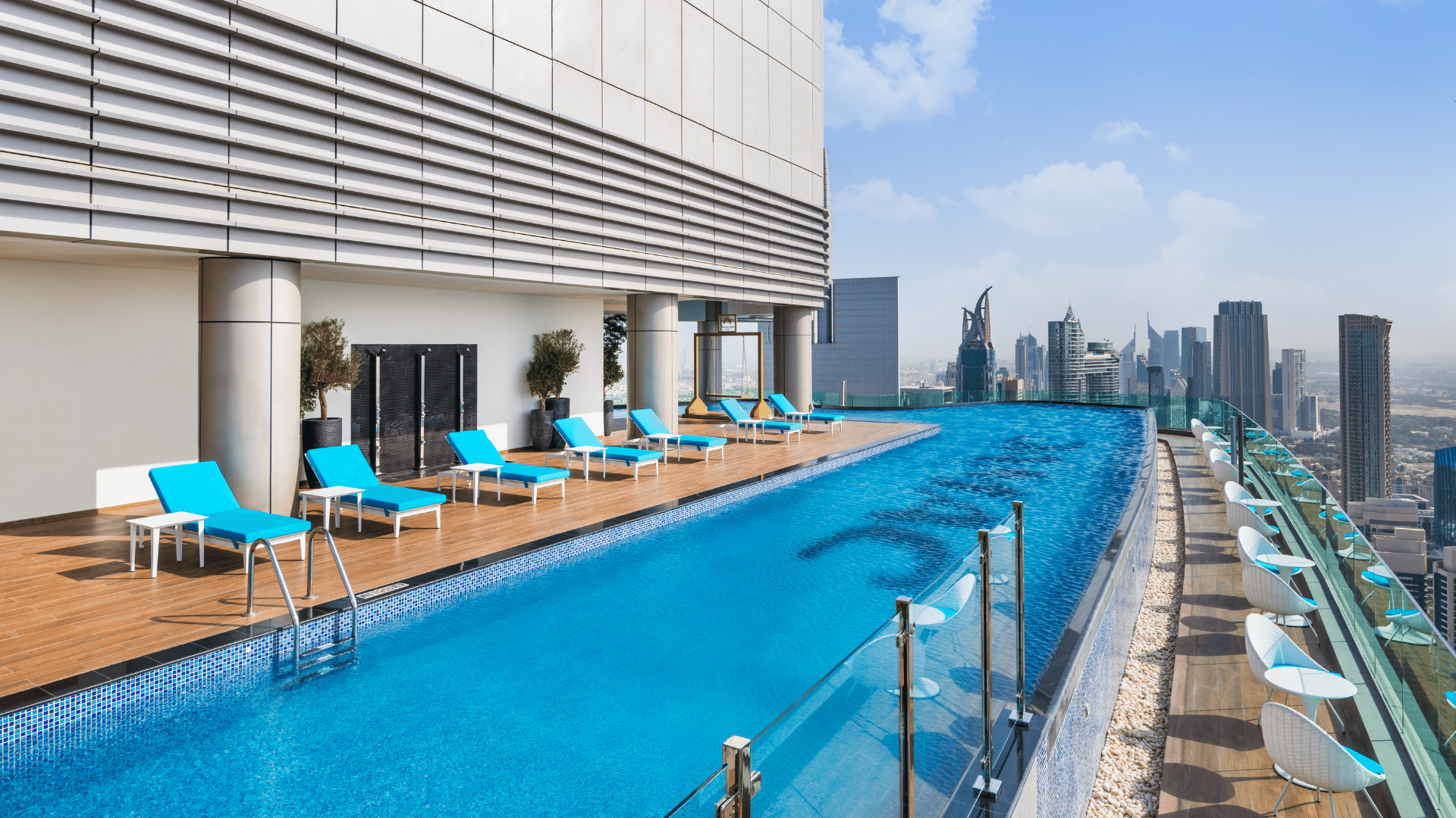 Sky Lounge in Dubai | Sky Lounge and Bar | Paramount Hotel Midtown