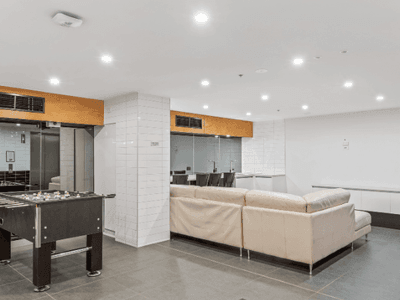 Lonsdale-Studio-Apartment-Common-Area