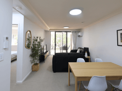 Student Living Manors Kitchen & Living