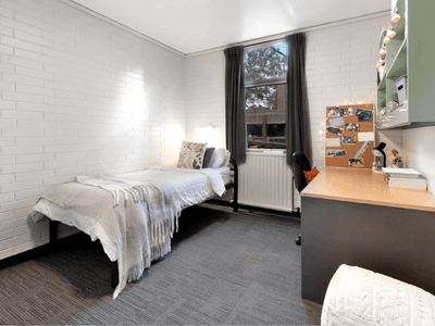 Glenn-College-Single-Room