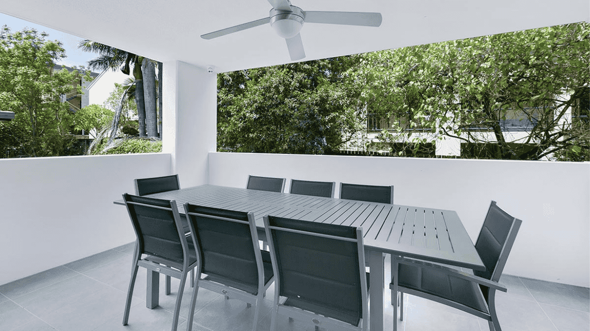 Hive - 109 Sir fred Outdoor balcony