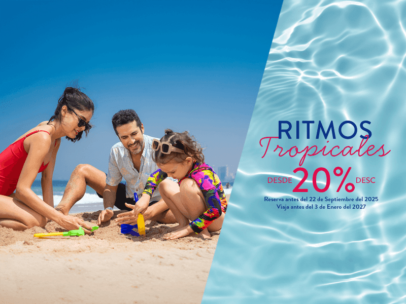 Familia feliz en la playa con niños jugando con juguetes, promo de 20% descuento en Ritmos Tropicales.