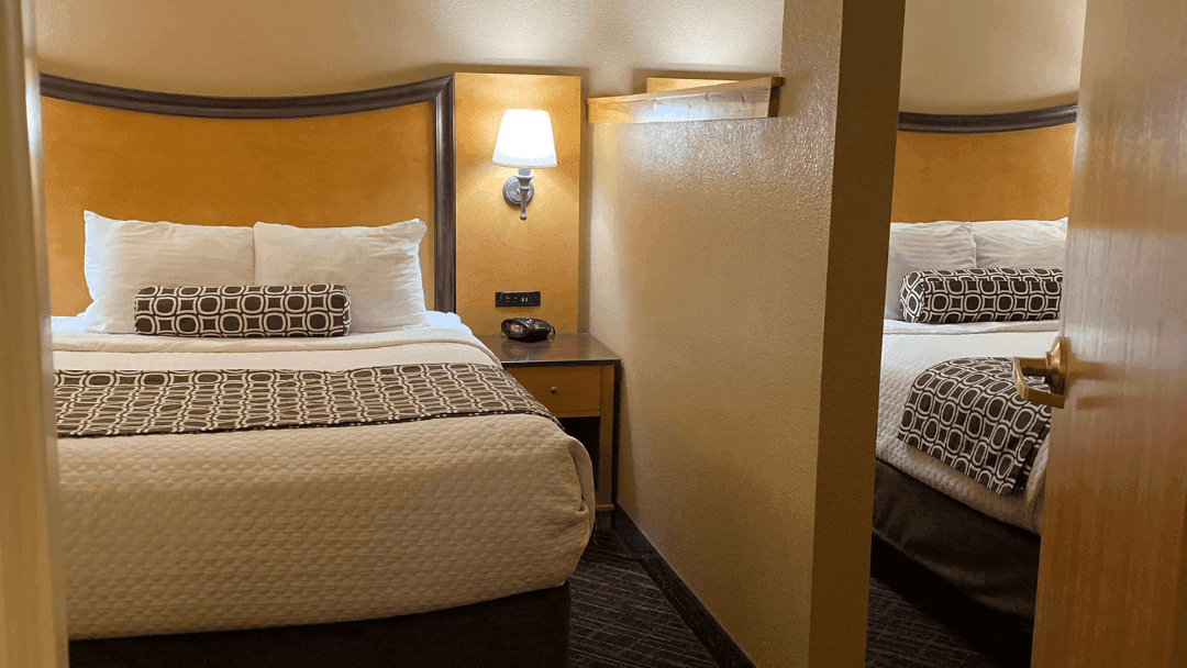 Queen Family Suite | Tundra Lodge Resort