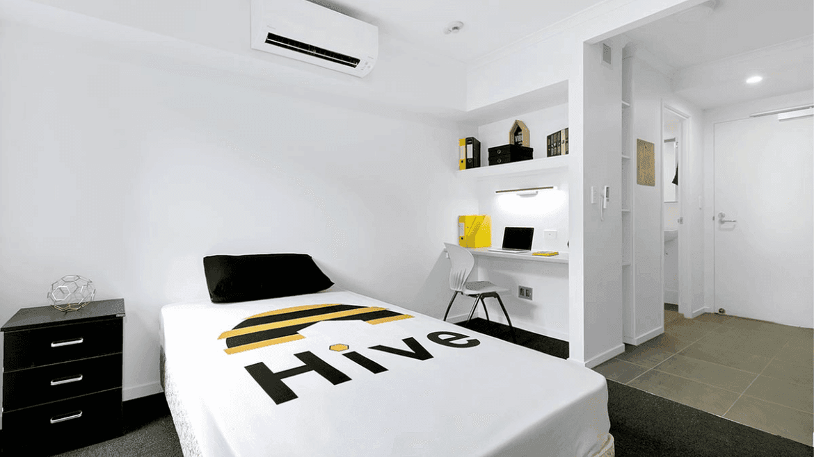 Hive - 109 Sir fred Bed 2