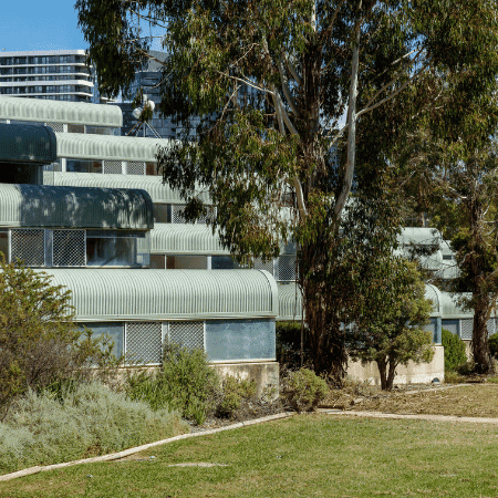 UniLodge @ UC - Wagan exterior