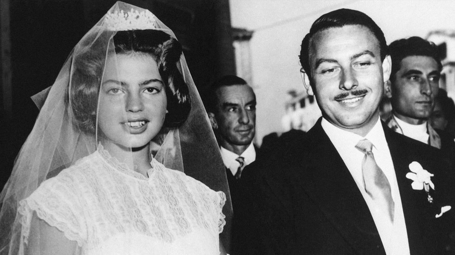 A couple at their wedding in 1995 at Marbella Club Hotel
