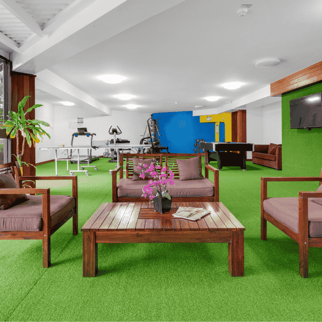 Hive 77 Schonell - common room