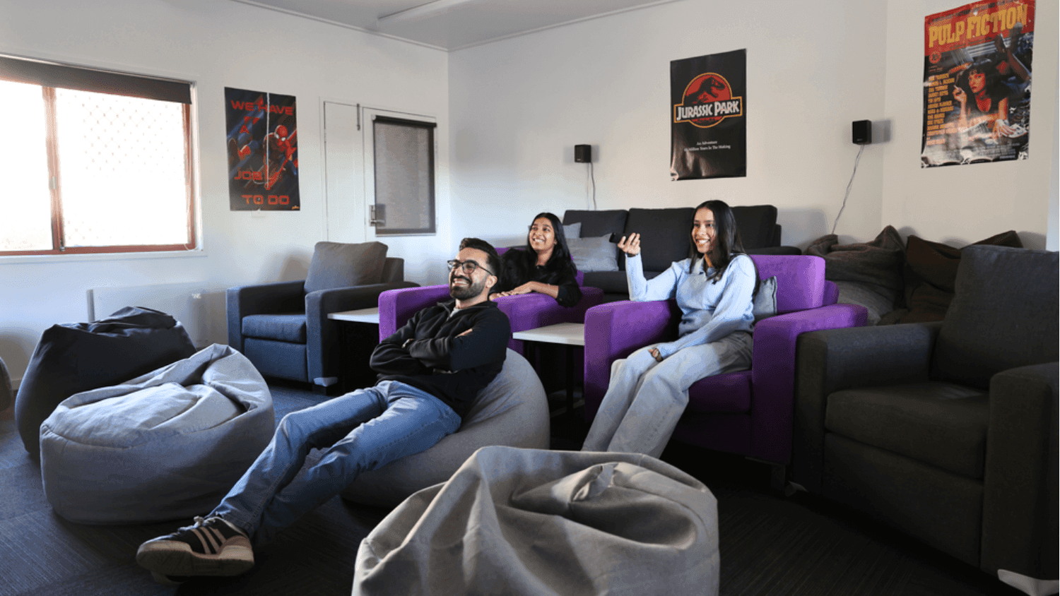 UniLodge Campus West - Great Room - Movie Theatre