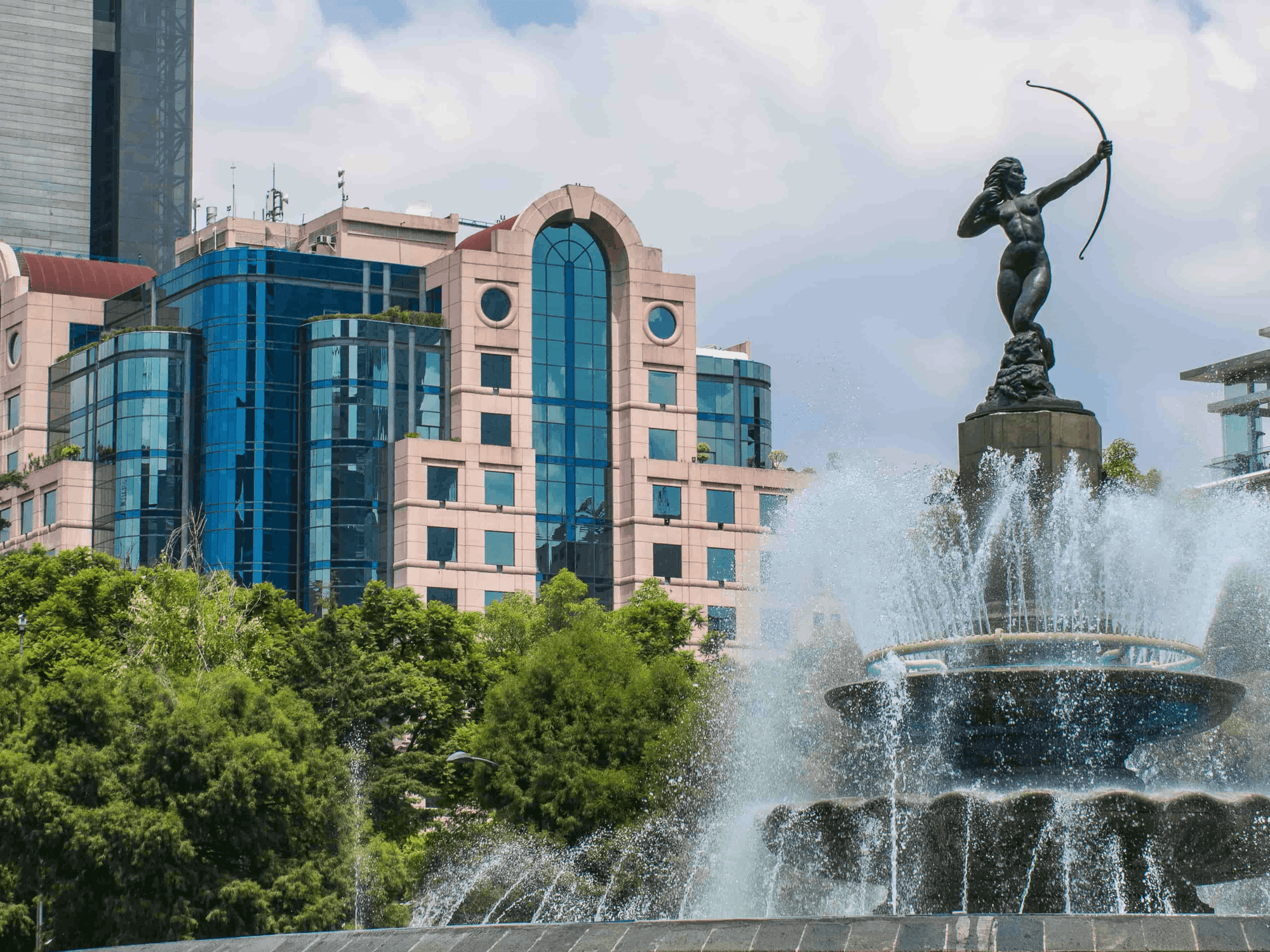 Fuente de la Diana Cazadora cerca al hotel Marquis Reforma en Ciudad de México.