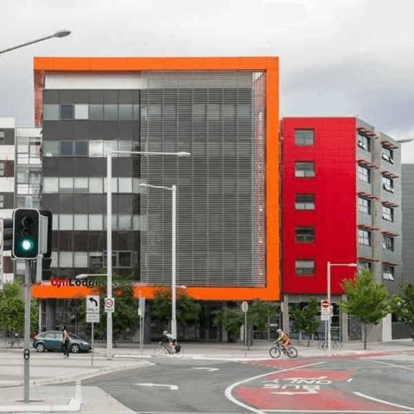 Exterior - Front of UniLodge @ ANU - Kinloch Lodge