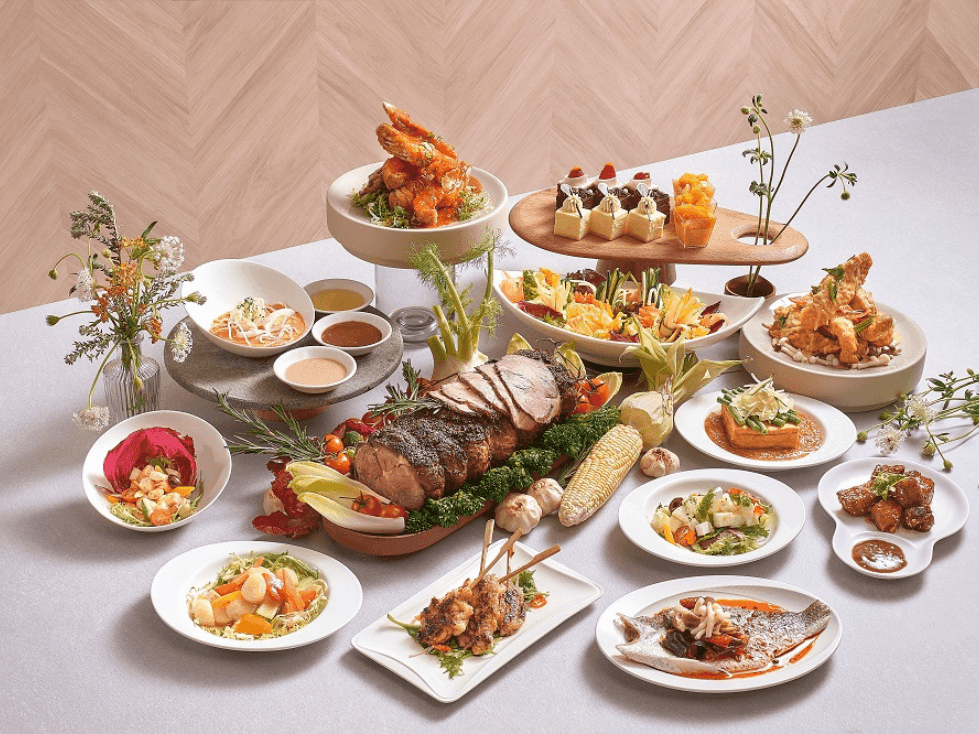 Variety of entrees served in Café Mosaic at Carlton Hotel Singapore