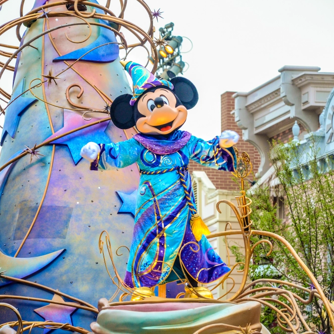 Mickey in Magic Happens Parade