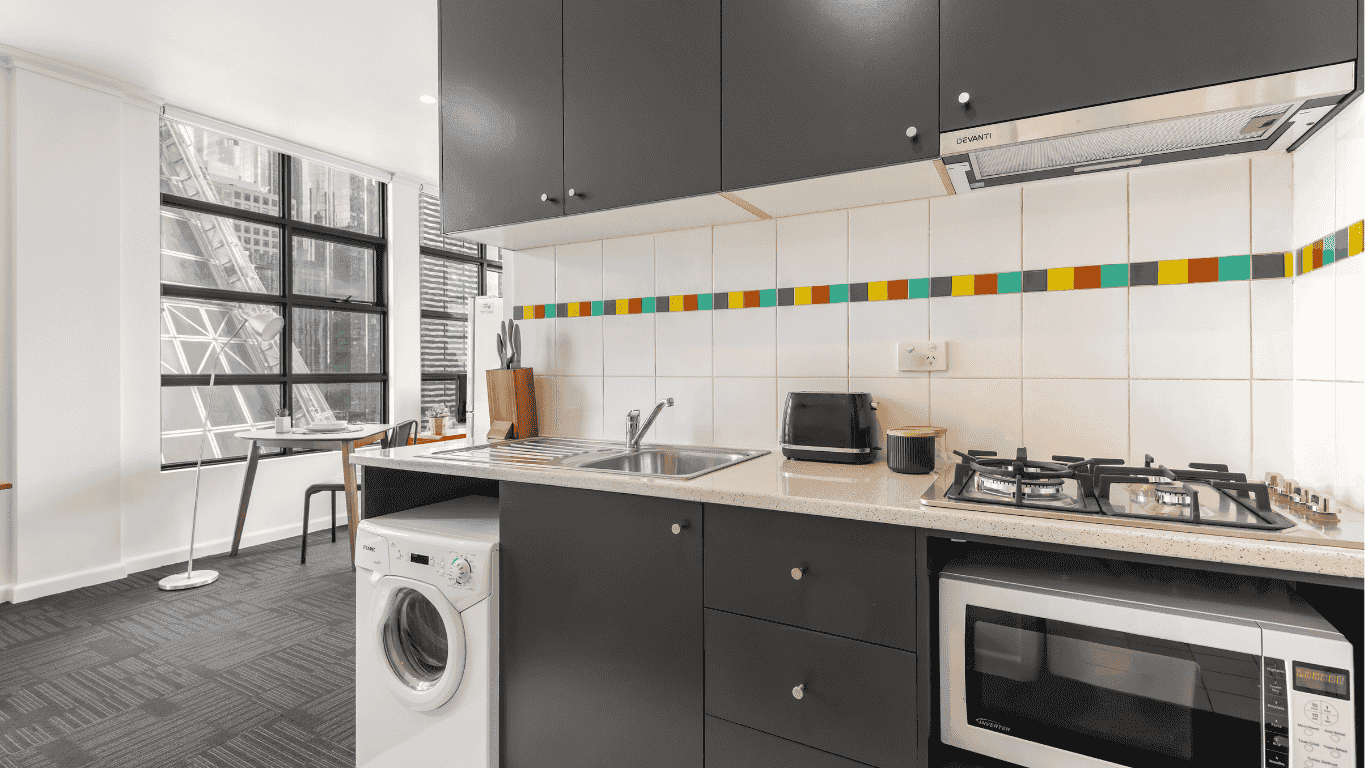 339 Swanston - Kitchen