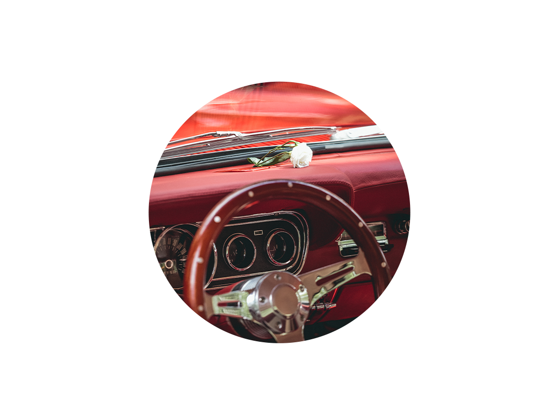 Bristol Hotel - Best Hotel Amenities Campbell San Jose Los Gatos: FREE Parking represented by red vintage car