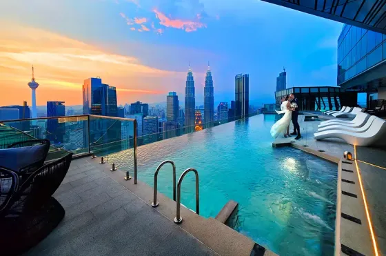 Romantic wedding at sky pool overlooking Kuala Lumpur towers - Imperial Lexis Kuala Lumpur